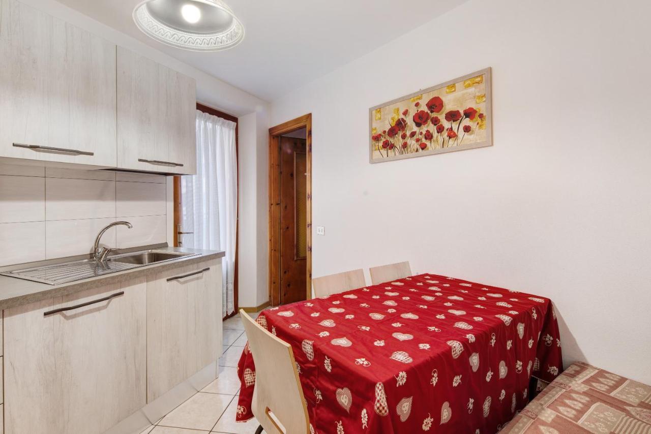 Ferienwohnung A Due Passi Valdidentro Isolaccia Exterior foto