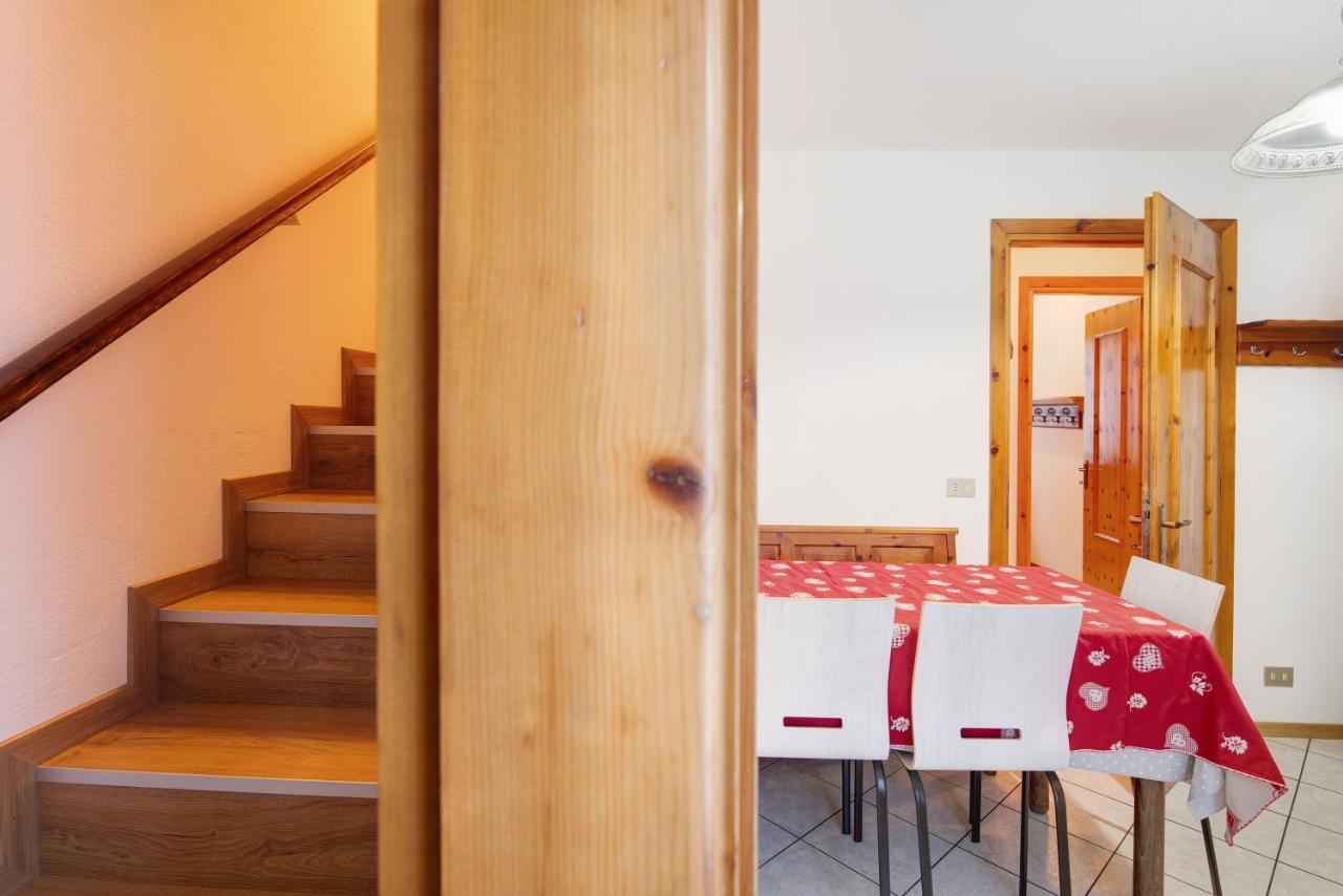 Ferienwohnung A Due Passi Valdidentro Isolaccia Exterior foto